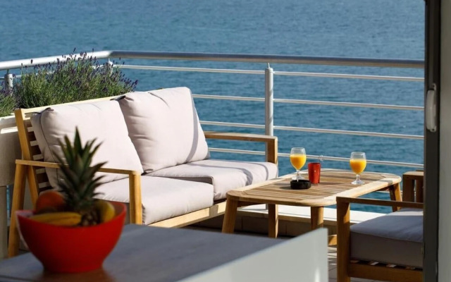 Nice Beach Apartments for 3 Adults