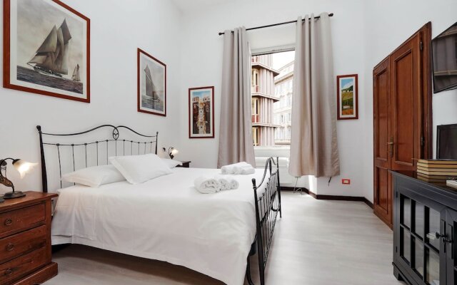 Cavour Square Apartment