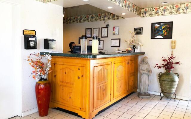 Americas Best Value Inn Loma Lodge