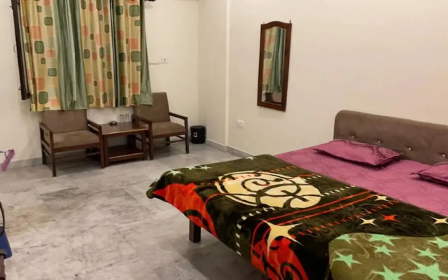 Goroomgo Ashoka Dehradun