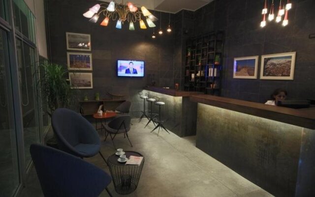 Hotel Unit For Living