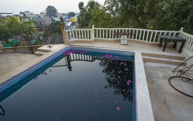Narmade River View Resort