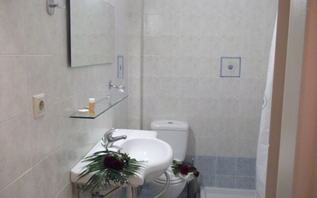 Kritamos Beach Apartments