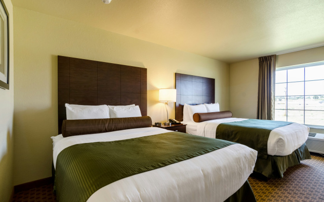Cobblestone Inn & Suites - Cambridge