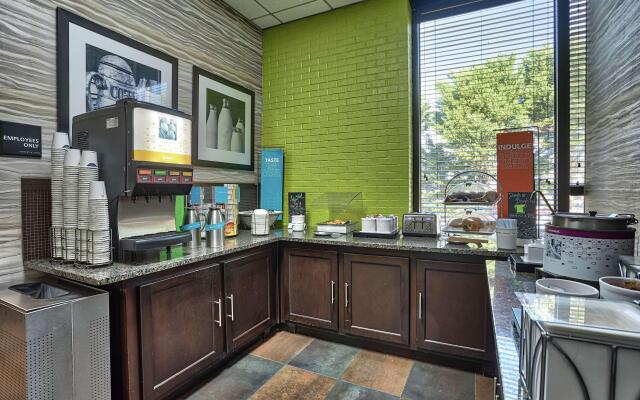 Hampton Inn Norfolk-Naval Base