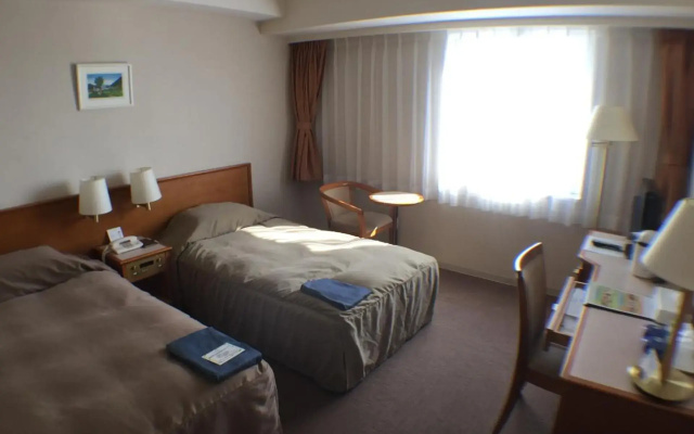 Hotel Okhotsk Palace