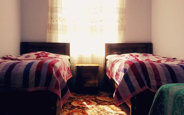 Guesthouse Qaldea