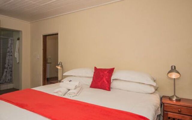 Whale Coast Lodge