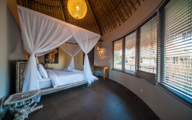 3BRLuxury Villas Merci Resort Seminyak 2