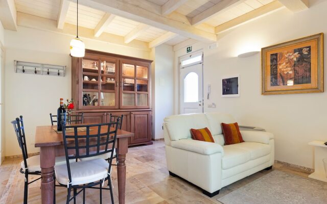 Charming apartment in Castellina in Chianti with garden