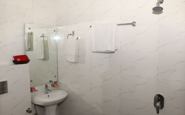 OYO 1075 Hotel City Home