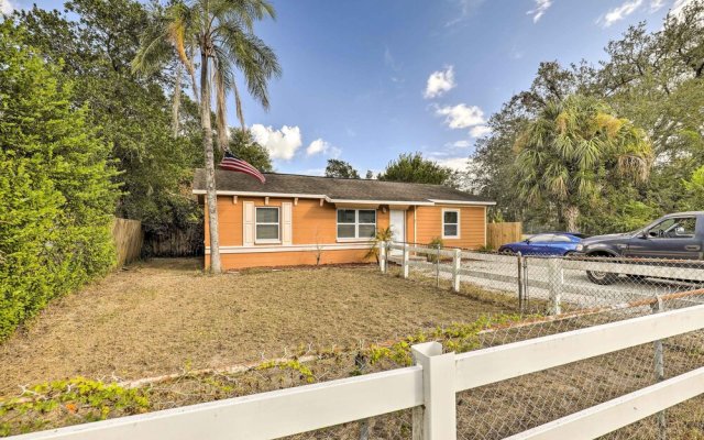 New! Low-key Tampa Abode Close to Area Attractions