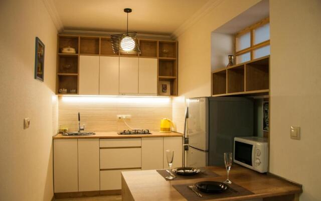 Apartment Near Church