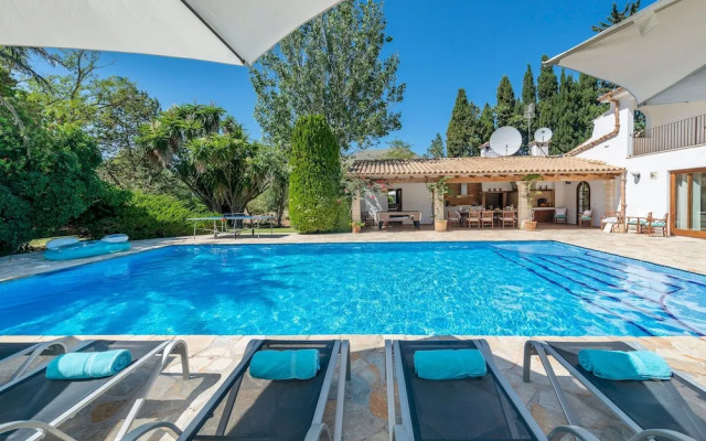 Villa Can Toni in Port de Pollen a