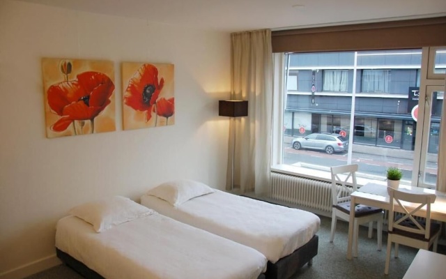 Central-Day Inn