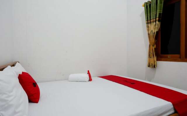Minang Permai 3 by Reddoorz