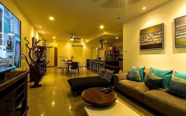 Breathtaking 2 Bedroom, Private Terrace - Bbq