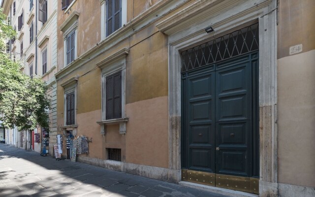 Santa Maria Maggiore Exclusive Apartment