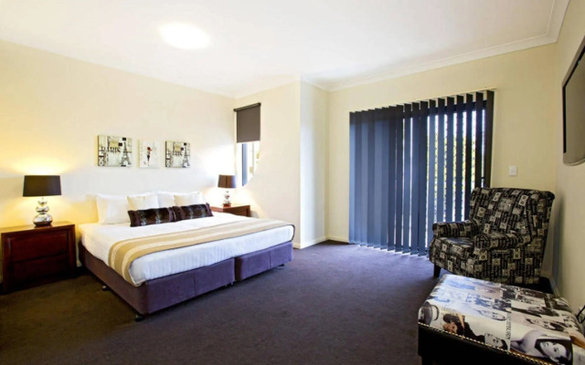 Astina Serviced Apartments - Central