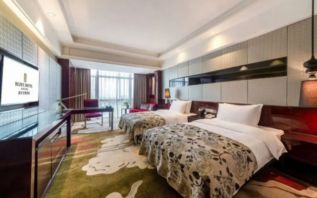 Chongqing Kingtown Hotel