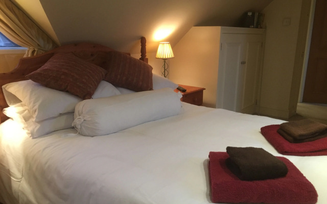 5 Charlton Mill Way B&B