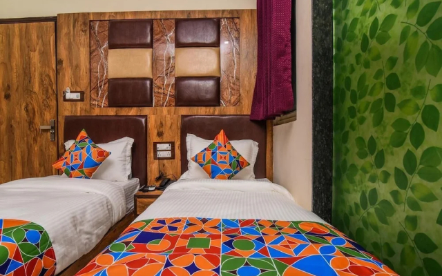 Hotel Dollar Inn
