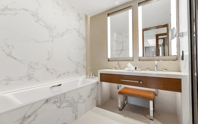 Maison Privee -Splendid Apt in Address Opera cls to Burj Khalifa