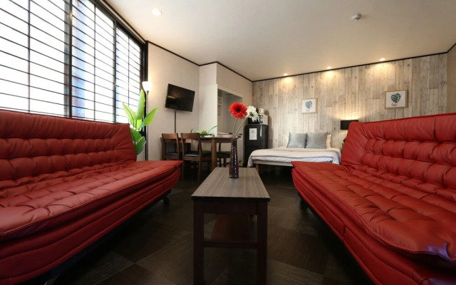 Guest House Liz Nakazaki-cho