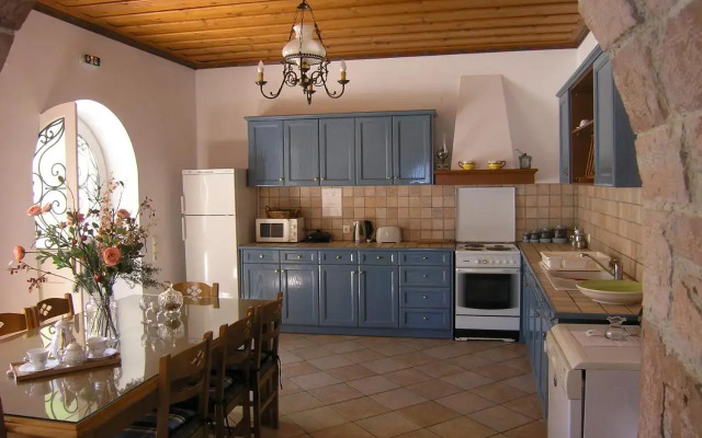 Traditional Stone Villa Olympia
