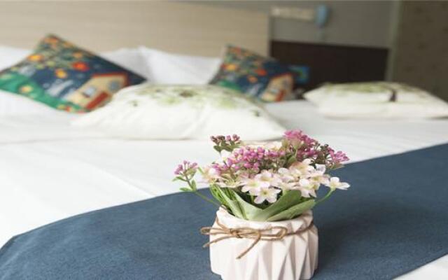 TOWO Holiday Hotel Dalang Town