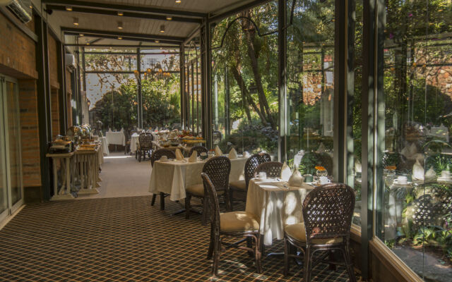 Hotel Villa Morra Suites