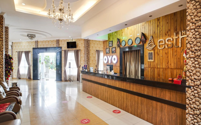 Capital O 540 Esther Hotel