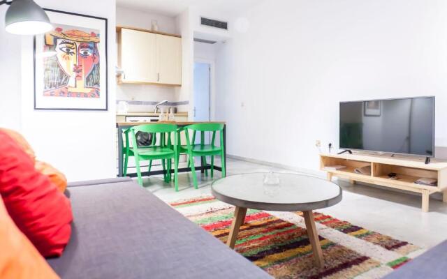 Archeros Suite by Valcambre