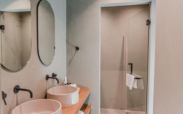 Amarelo Suites