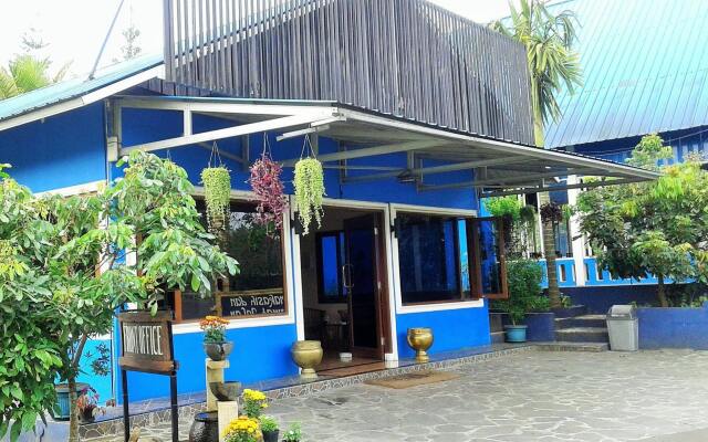 Villa Aries Biru