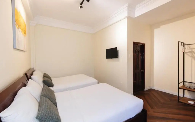 9 Hostel and Suites