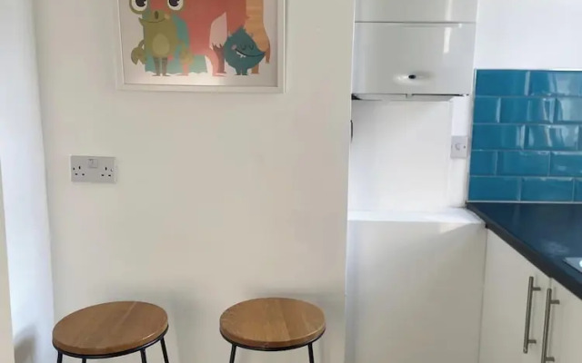 Cosy London Home With 2 Bedrooms