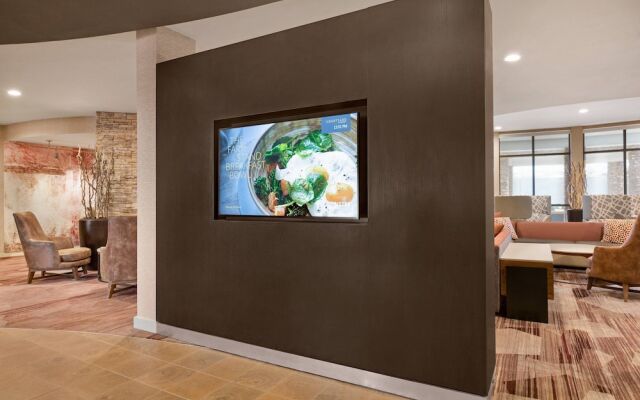 Courtyard Sacramento Folsom