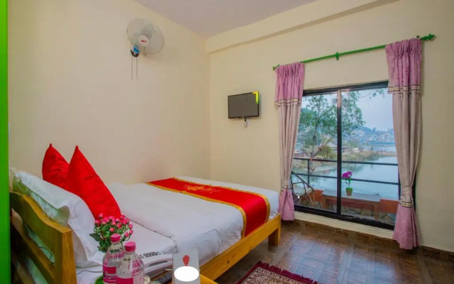 Oyo 225 Hotel Fewa Corner