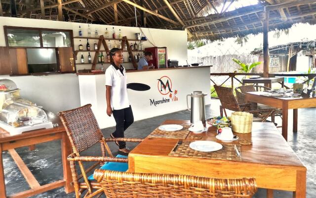 Moonshine Villa