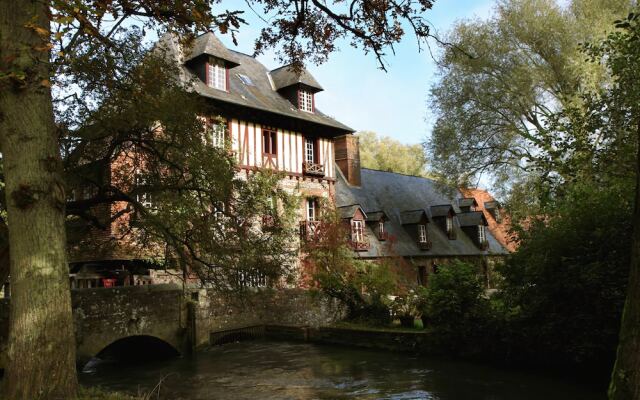 Le Moulin Fleuri Du Petit Appeville