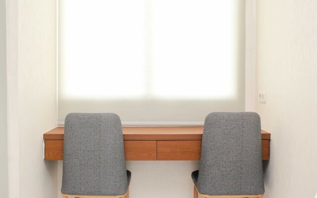 Nice and Elegant Studio at Riverview Jababeka Apartment