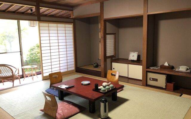 Stay with Pet Murasawa