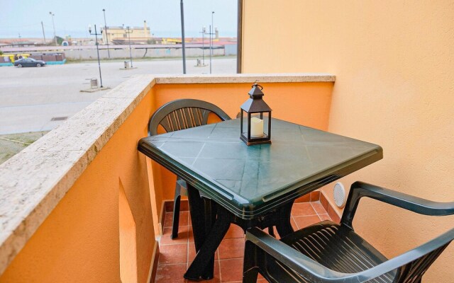 Awesome Apartment in Rosolina Mare With 1 Bedrooms