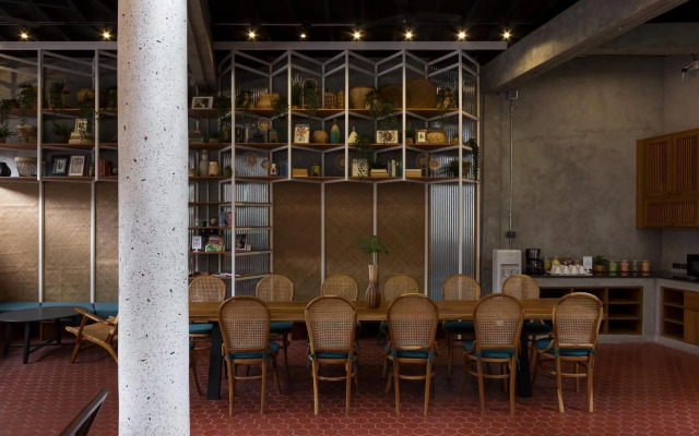 Hidden Garden Hostel