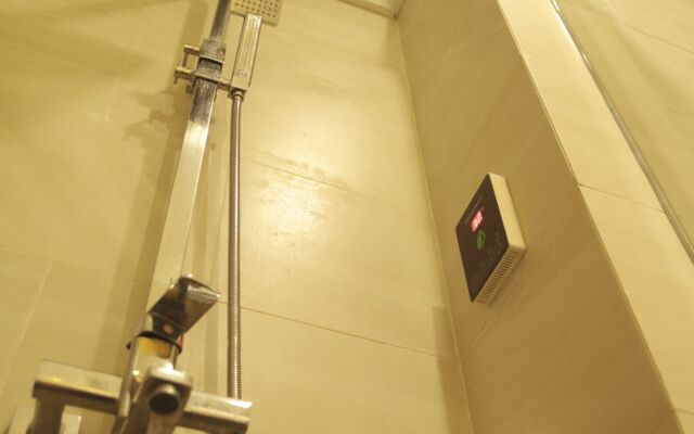 Cavilla Hotel & Apartment