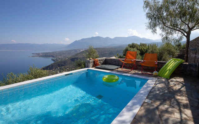 Searocks Exclusive Villas Resort