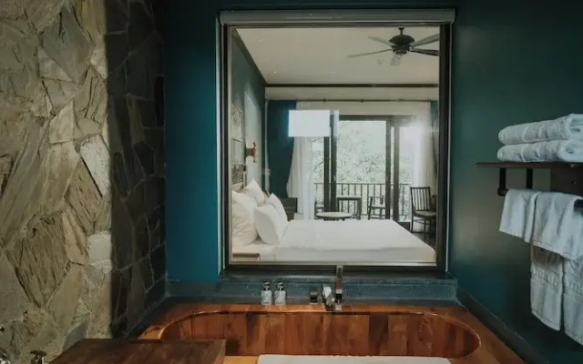 Amour Resort Bavi