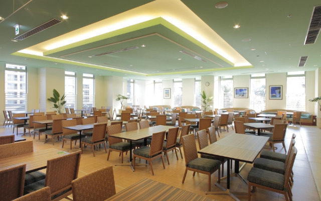 Spa Resort Hawaiians Monolith Tower