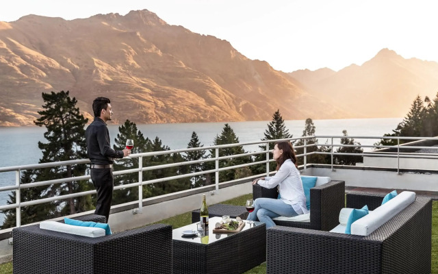 Mercure Queenstown Resort